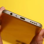 Jak doma vyčistit nabíjecí zásuvku smartphonu: snadno a rychle